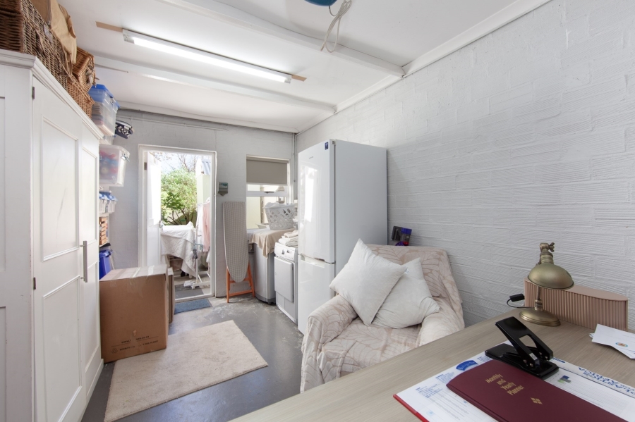 3 Bedroom Property for Sale in Plumstead Western Cape